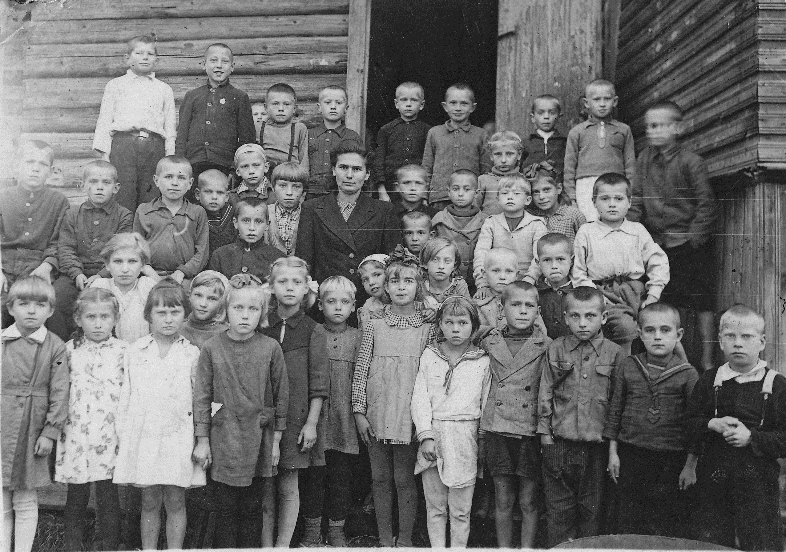 Школа 1946 год. Корчагинская школа в Тосно. Школа 1946. Алнашский детский дом история.